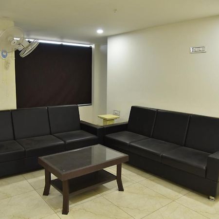 Hotel Savera Inn Morbi Dış mekan fotoğraf