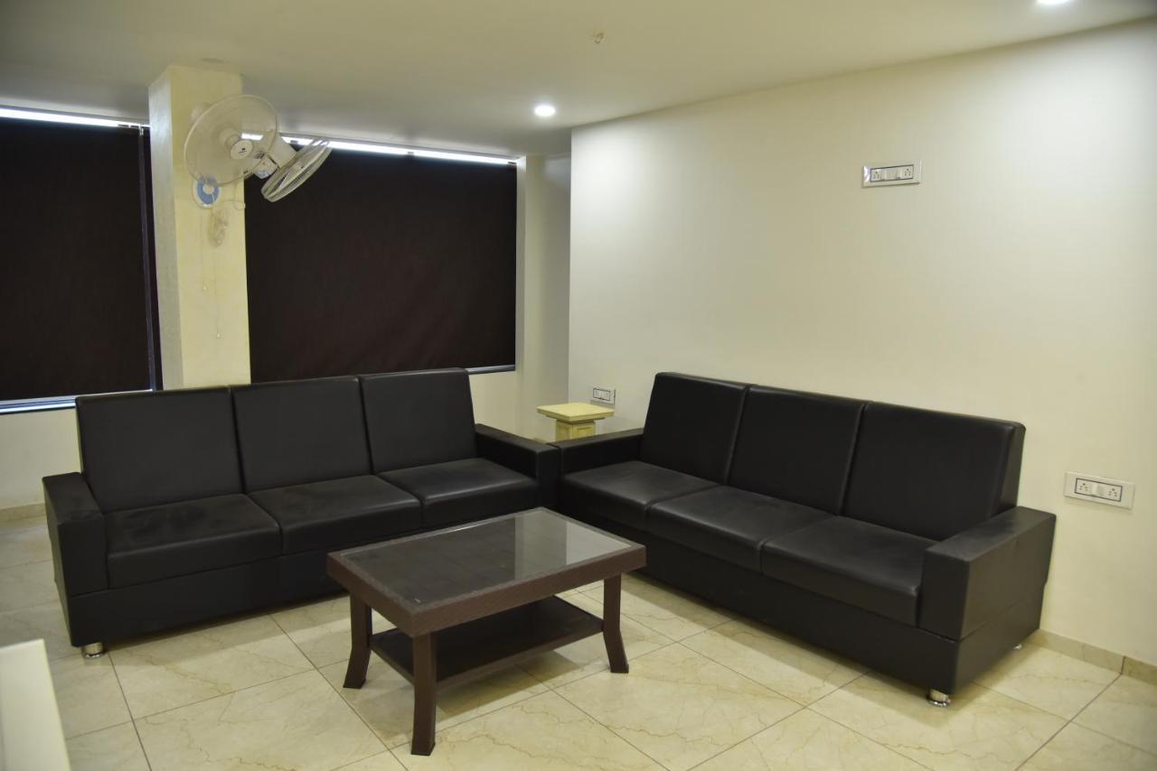 Hotel Savera Inn Morbi Dış mekan fotoğraf