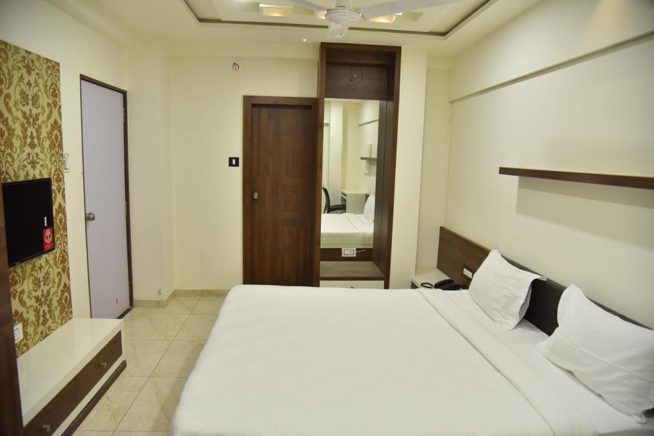 Hotel Savera Inn Morbi Dış mekan fotoğraf