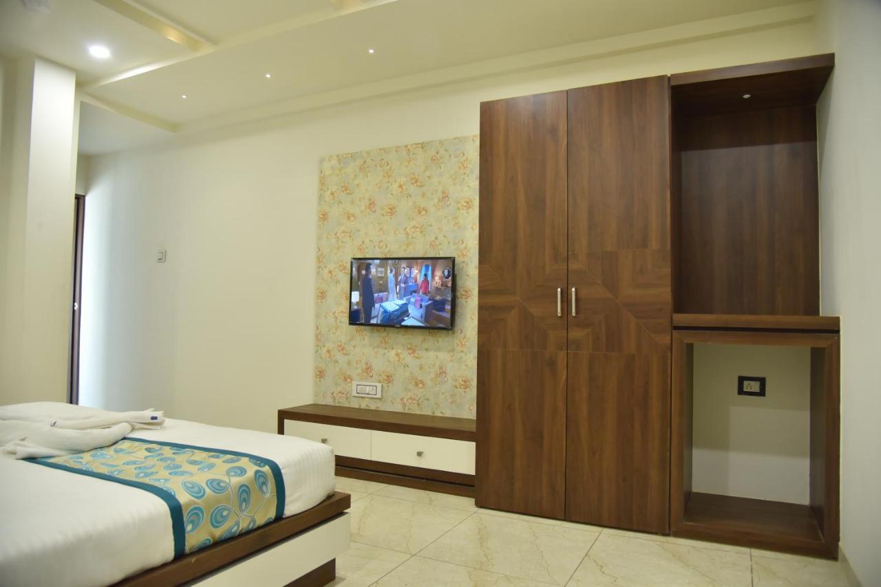 Hotel Savera Inn Morbi Dış mekan fotoğraf