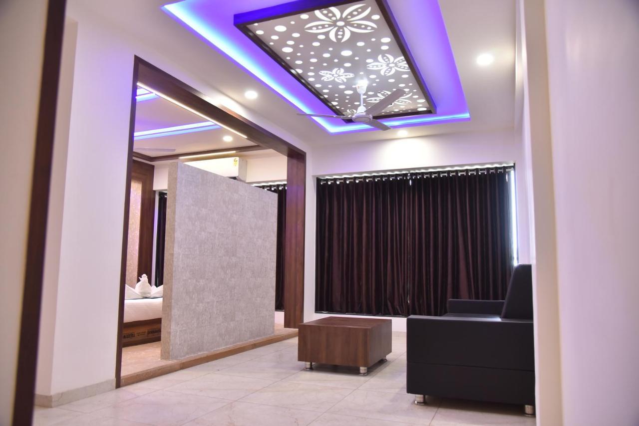 Hotel Savera Inn Morbi Dış mekan fotoğraf
